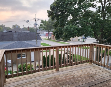 345 N Addison Avenue - Photo Thumbnail 17