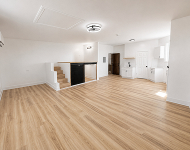 1854 S Ashland Avenue - Photo Thumbnail 1