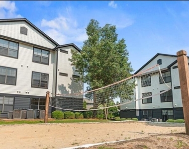 211 North Avenue - Photo Thumbnail 16