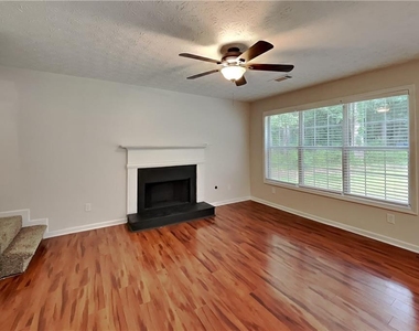 7318 Coral Lake Drive - Photo Thumbnail 1