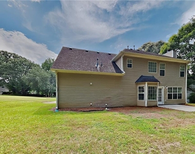 7318 Coral Lake Drive - Photo Thumbnail 17