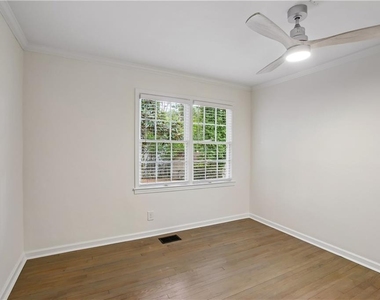 1649 Beecher Street Sw - Photo Thumbnail 19