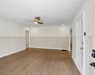 1649 Beecher Street Sw - Photo Thumbnail 1