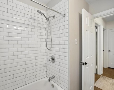 1649 Beecher Street Sw - Photo Thumbnail 18