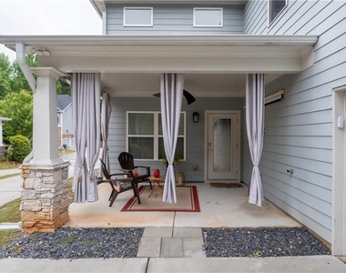 2681 Oak Leaf Place Se - Photo Thumbnail 5