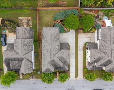 2681 Oak Leaf Place Se - Photo Thumbnail 12