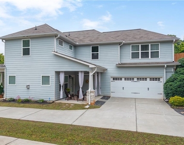 2681 Oak Leaf Place Se - Photo Thumbnail 2