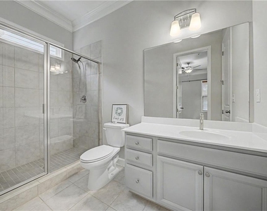 165 Mansfield Drive - Photo Thumbnail 21