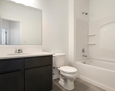 181 Kingsport Drive - Photo Thumbnail 12