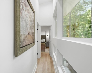 3203 Navajo Circle - Photo Thumbnail 17
