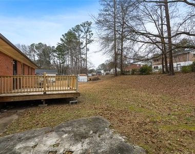 6125 Cedar Wood Drive - Photo Thumbnail 12