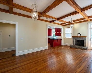 765 Woodland Avenue Se - Photo Thumbnail 12