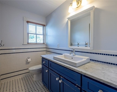 765 Woodland Avenue Se - Photo Thumbnail 35