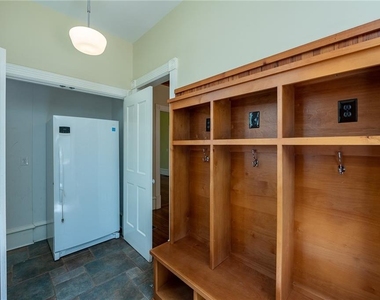 765 Woodland Avenue Se - Photo Thumbnail 49