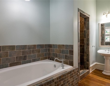 765 Woodland Avenue Se - Photo Thumbnail 57