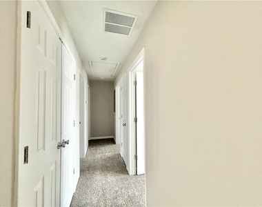 736 Wheel House Lane - Photo Thumbnail 7