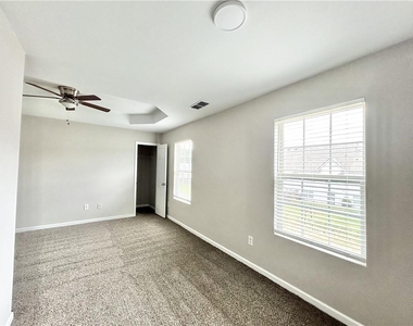 736 Wheel House Lane - Photo Thumbnail 4