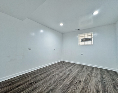 3316 W Flournoy Street - Photo Thumbnail 9