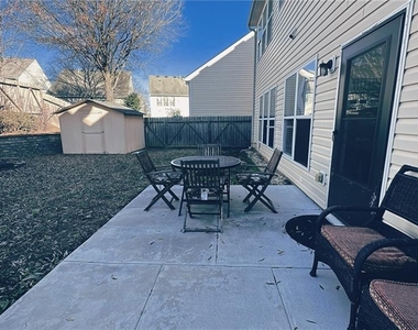 3295 Briaroak Drive - Photo Thumbnail 6