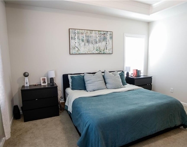 5329 Fox Hill Lane - Photo Thumbnail 16