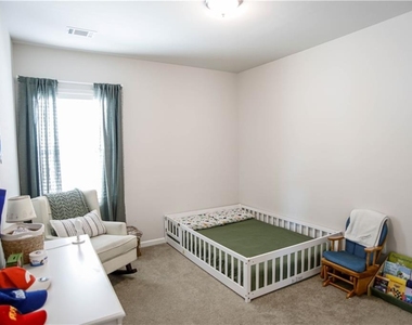 5329 Fox Hill Lane - Photo Thumbnail 31