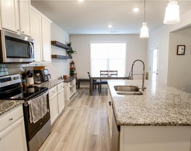 5329 Fox Hill Lane - Photo Thumbnail 12