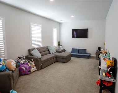 5329 Fox Hill Lane - Photo Thumbnail 25