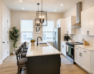 162 Chestnut Circle - Photo Thumbnail 5