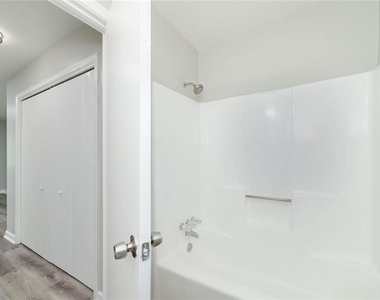 345 Santa Fe Trail - Photo Thumbnail 21