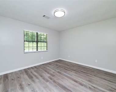 345 Santa Fe Trail - Photo Thumbnail 24