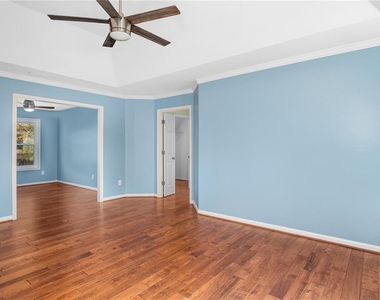 560 Kimball Crest Court - Photo Thumbnail 19