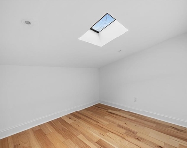 1217 Fairfield Drive - Photo Thumbnail 19