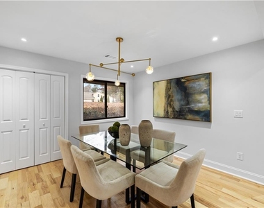 1217 Fairfield Drive - Photo Thumbnail 13