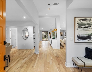 1217 Fairfield Drive - Photo Thumbnail 22