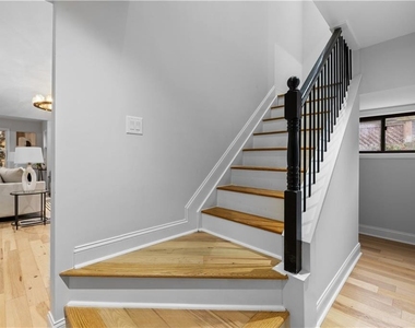 1217 Fairfield Drive - Photo Thumbnail 15