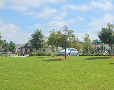 3877 Makeover Court - Photo Thumbnail 17