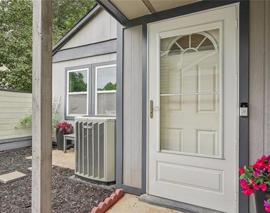 897 Sw Patterns Drive Sw - Photo Thumbnail 3