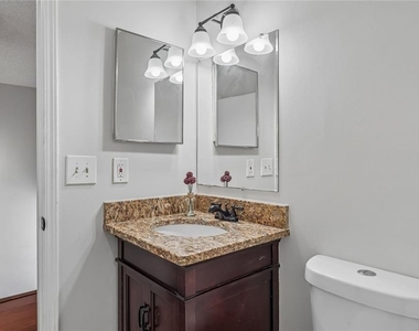 897 Sw Patterns Drive Sw - Photo Thumbnail 21