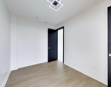 6344 Hennings Court - Photo Thumbnail 13