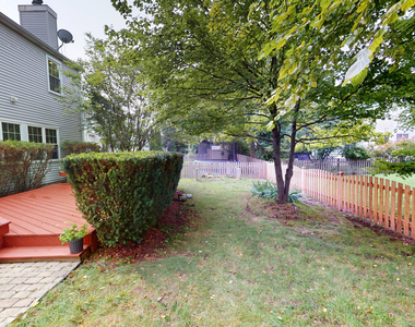 1657 Fairport Drive - Photo Thumbnail 26