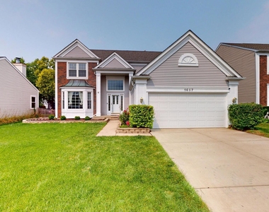 1657 Fairport Drive - Photo Thumbnail 1