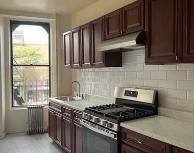 94 St Marks Avenue - Photo Thumbnail 2