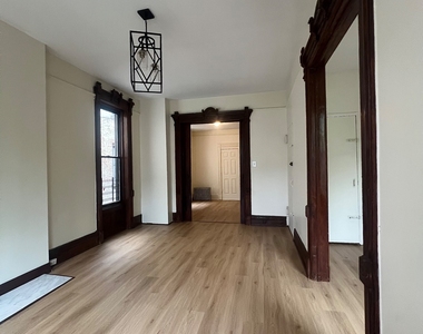 94 St Marks Avenue - Photo Thumbnail 3
