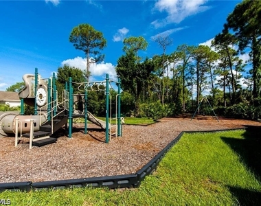 3100 Seasons Way - Photo Thumbnail 18