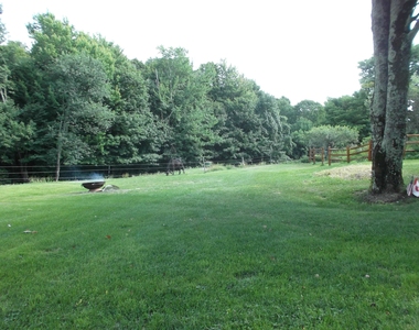 780 Hill - Photo Thumbnail 5