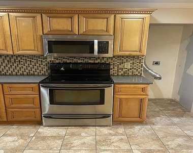 310 Brook Village - Photo Thumbnail 3