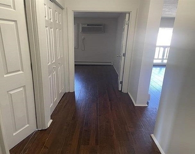 310 Brook Village - Photo Thumbnail 8