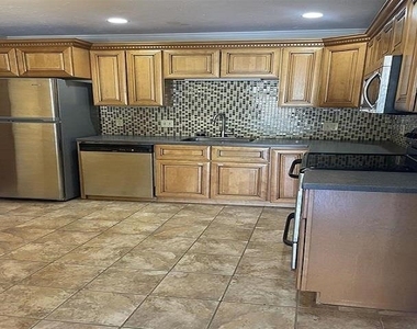 310 Brook Village - Photo Thumbnail 5