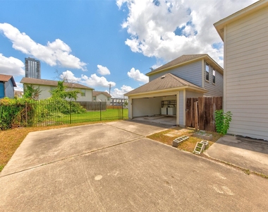 1118 Wilson Street - Photo Thumbnail 34