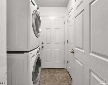 7208 Freedon Court - Photo Thumbnail 21